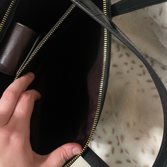 ✨Coach✨ Nina Tote bag in EUC - Picture 7 of 8